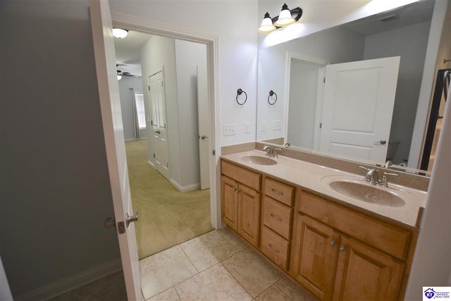 105 B Arlingwood Court, Elizabethtown, KY 42701