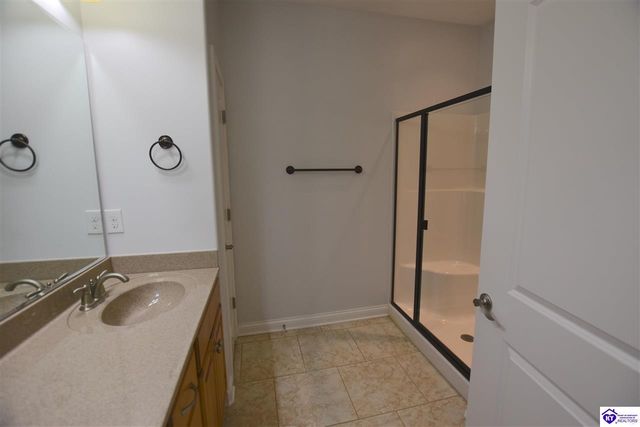 105 B Arlingwood Court, Elizabethtown, KY 42701