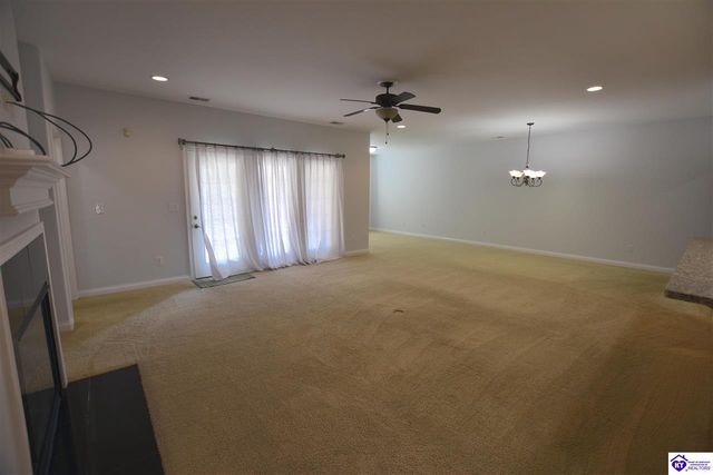 105 B Arlingwood Court, Elizabethtown, KY 42701