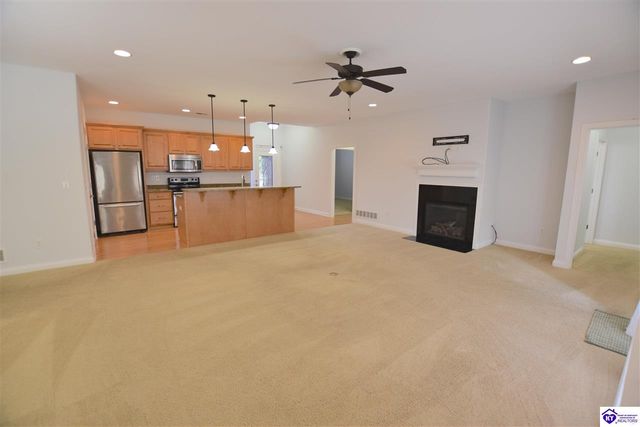 105 B Arlingwood Court, Elizabethtown, KY 42701