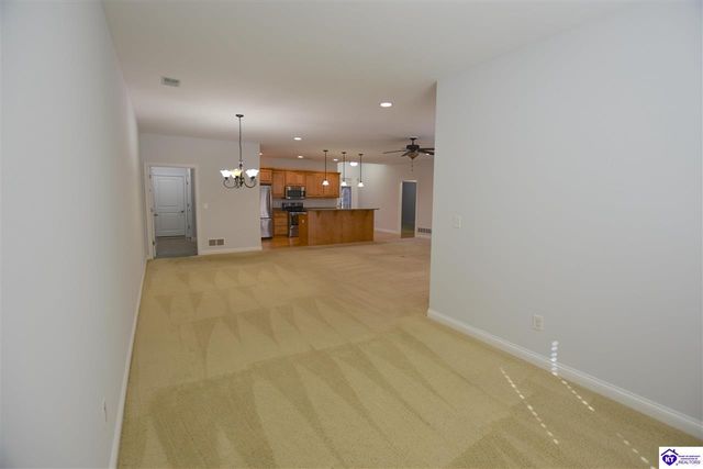 105 B Arlingwood Court, Elizabethtown, KY 42701