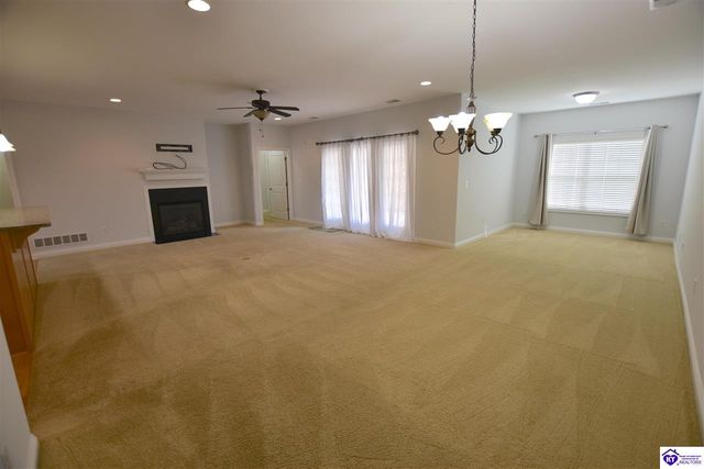 105 B Arlingwood Court, Elizabethtown, KY 42701