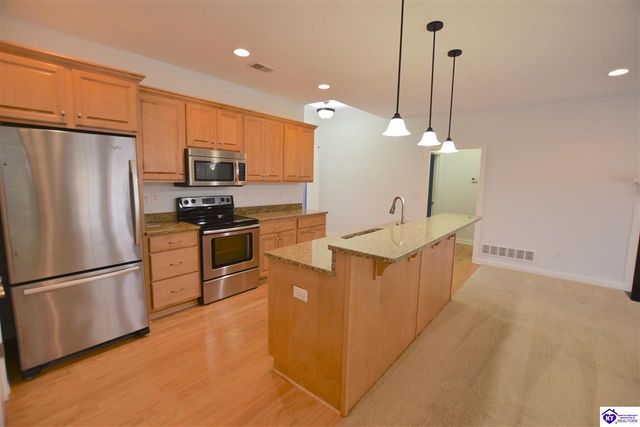 105 B Arlingwood Court, Elizabethtown, KY 42701