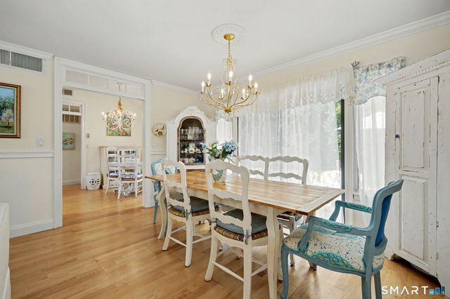 4 Heritage Circle A, Southbury, CT 06488