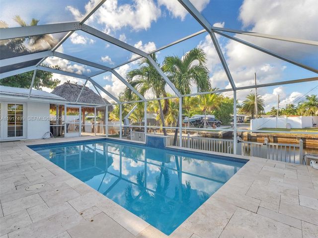 421 SW 18th St, Pompano Beach, FL 33060