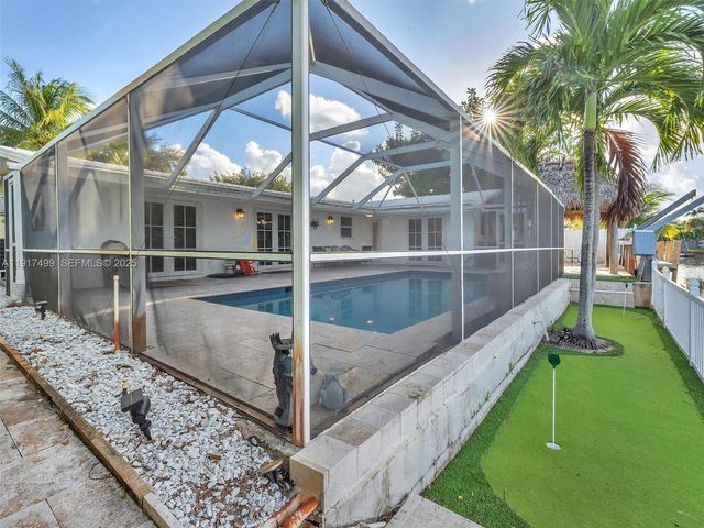 421 SW 18th St, Pompano Beach, FL 33060