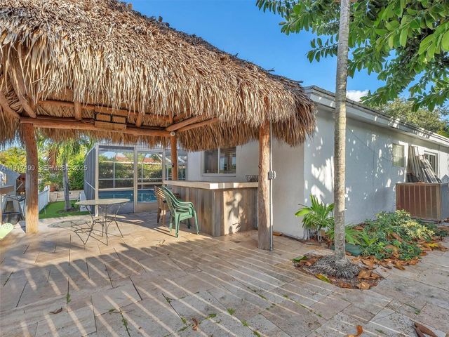 421 SW 18th St, Pompano Beach, FL 33060