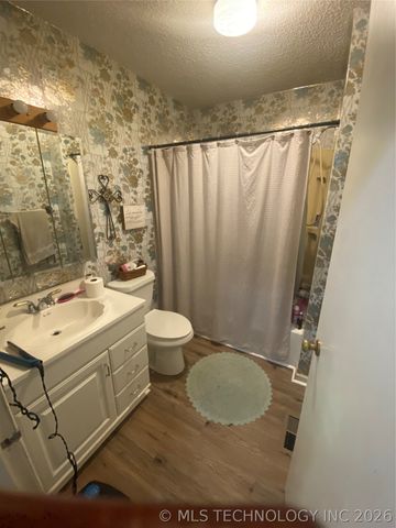 404 S Jules Avenue, Cleveland, OK 74020