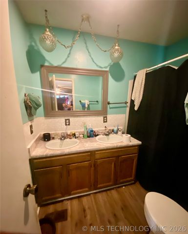 404 S Jules Avenue, Cleveland, OK 74020