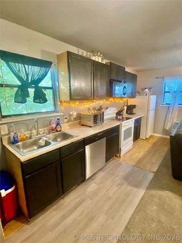 404 S Jules Avenue, Cleveland, OK 74020