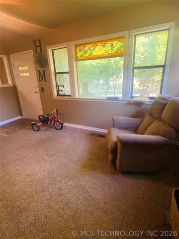 404 S Jules Avenue, Cleveland, OK 74020