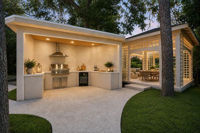 918 Huntington Cove, Houston, TX 77063