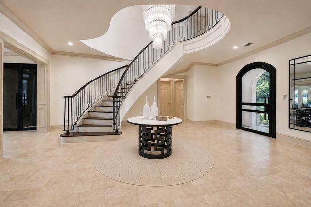 918 Huntington Cove, Houston, TX 77063