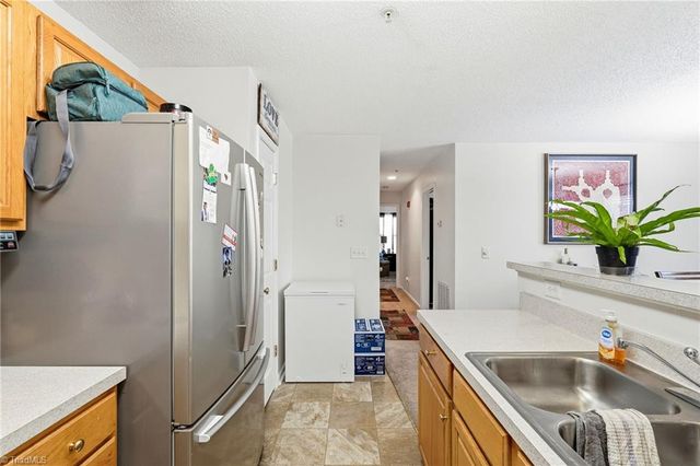 6105 Hedgecock Circle 2B, High Point, NC 27265