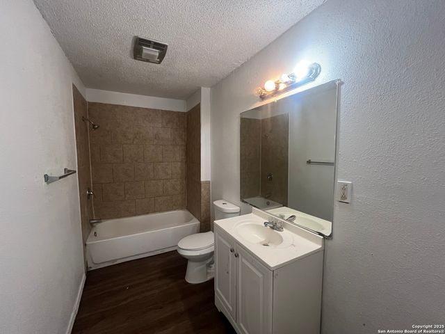 401 RIVERDALE DR, San Antonio, TX 78228