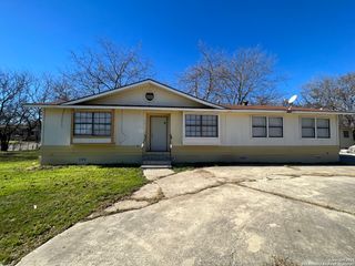 401 RIVERDALE DR, San Antonio, TX 78228