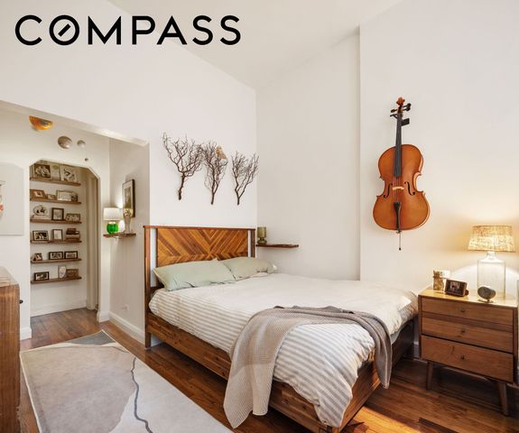 322 W 104th Street, New York City, NY 10025