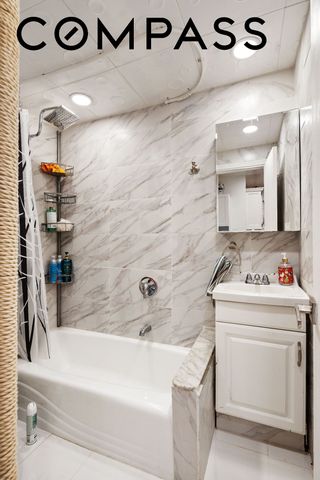 322 W 104th Street, New York City, NY 10025