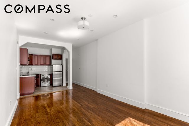 322 W 104th Street, New York City, NY 10025