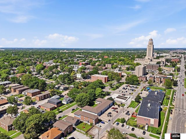 1928 J Street, Lincoln, NE 68510