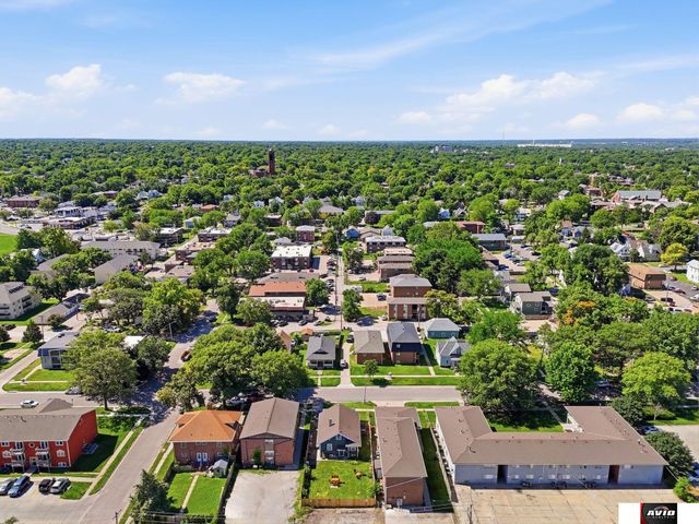 1928 J Street, Lincoln, NE 68510