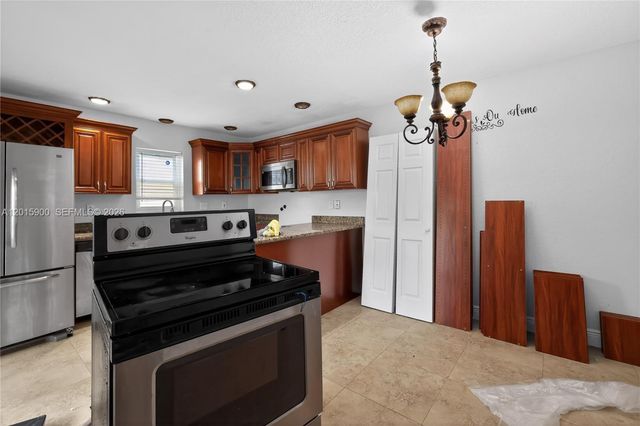 7913 Tam Oshanter Boulevard 0, North Lauderdale, FL 33068