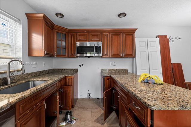 7913 Tam Oshanter Boulevard 0, North Lauderdale, FL 33068