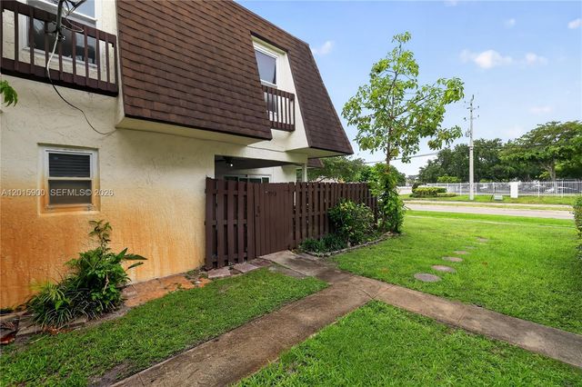 7913 Tam Oshanter Boulevard 0, North Lauderdale, FL 33068