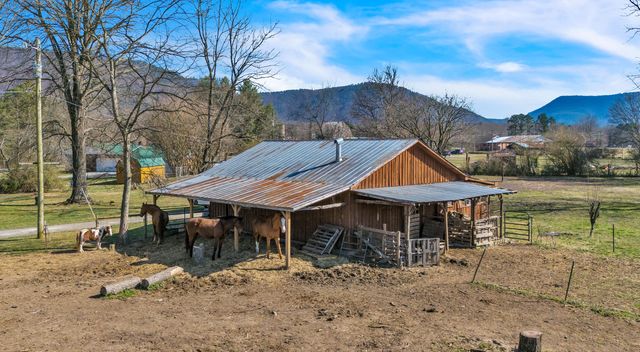 266 Carolina Avenue, Delano, TN 37325