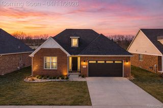 5809 Hartwick Drive, West Bloomfield Charter Township, MI 48324