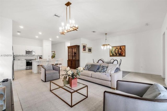 4577 SW 174th Ave, Miramar, FL 33029