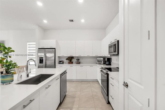4577 SW 174th Ave, Miramar, FL 33029