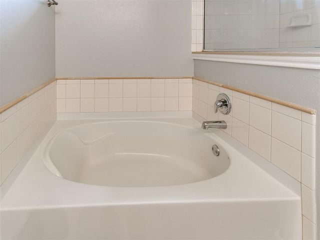 11233 NW 97th Street, Yukon, OK 73099