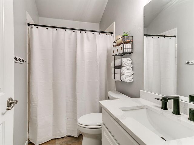 11233 NW 97th Street, Yukon, OK 73099
