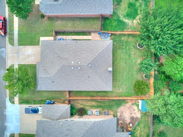 11233 NW 97th Street, Yukon, OK 73099