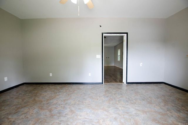 3904 Finch Road, Paragould, AR 72450