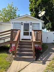 51 Dell Avenue, New London, CT 06320