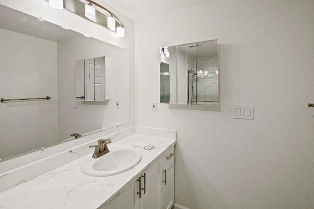 1240 India St 703, San Diego, CA 92101