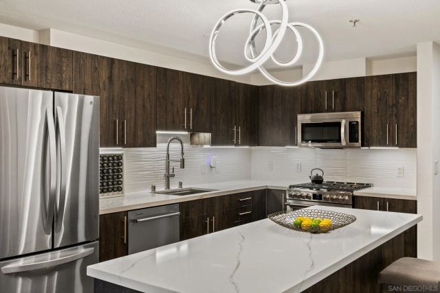 1240 India St 703, San Diego, CA 92101