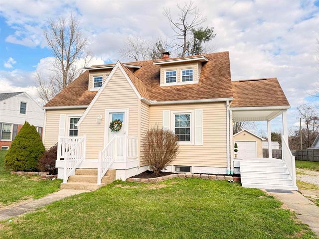 1109 N First Street, Boonville, IN 47601