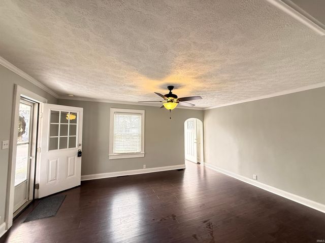 1109 N First Street, Boonville, IN 47601