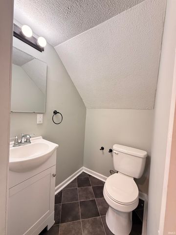 1109 N First Street, Boonville, IN 47601