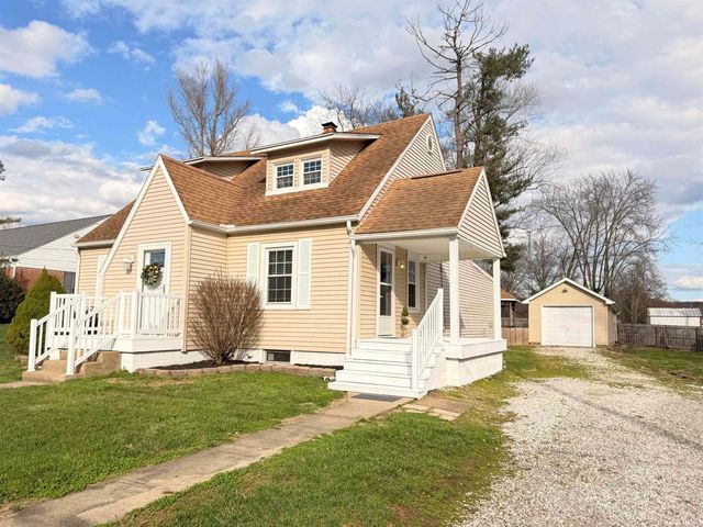 1109 N First Street, Boonville, IN 47601