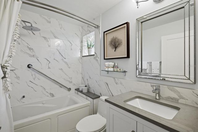 4706 DUNDEE DRIVE, Bradenton, FL 34210