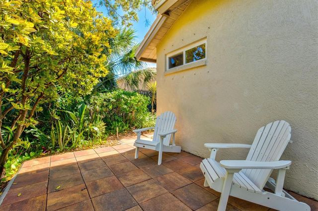 4706 DUNDEE DRIVE, Bradenton, FL 34210