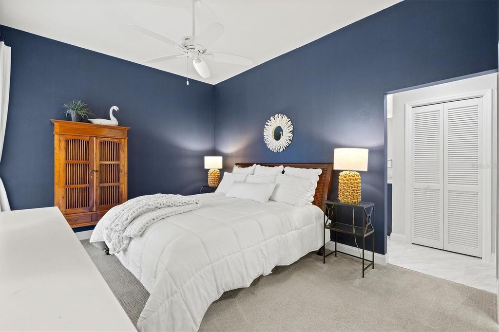 Image 27 of property listing at 4706 DUNDEE DRIVE, Bradenton, FL 34210