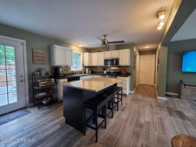 49 Flannigan Drive, Howell, NJ 07731