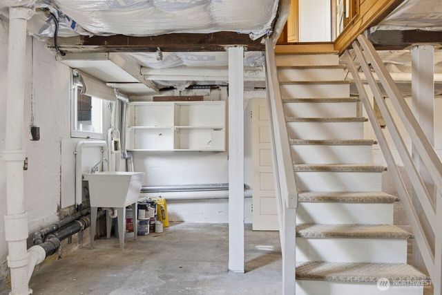1015 14th Street, Bellingham, WA 98225