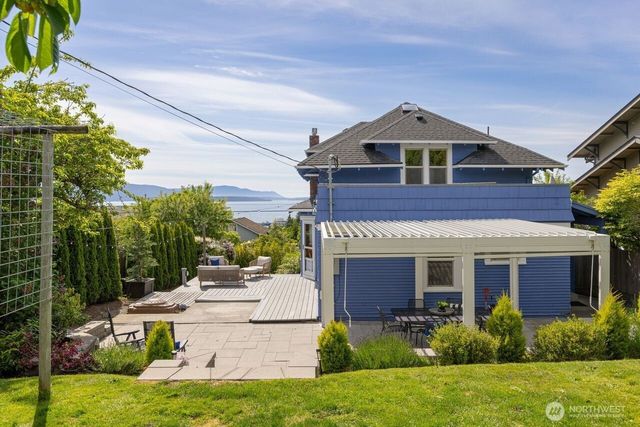 1015 14th Street, Bellingham, WA 98225