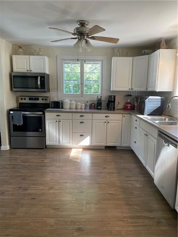 37 West Union Street, Murray, NY 14470